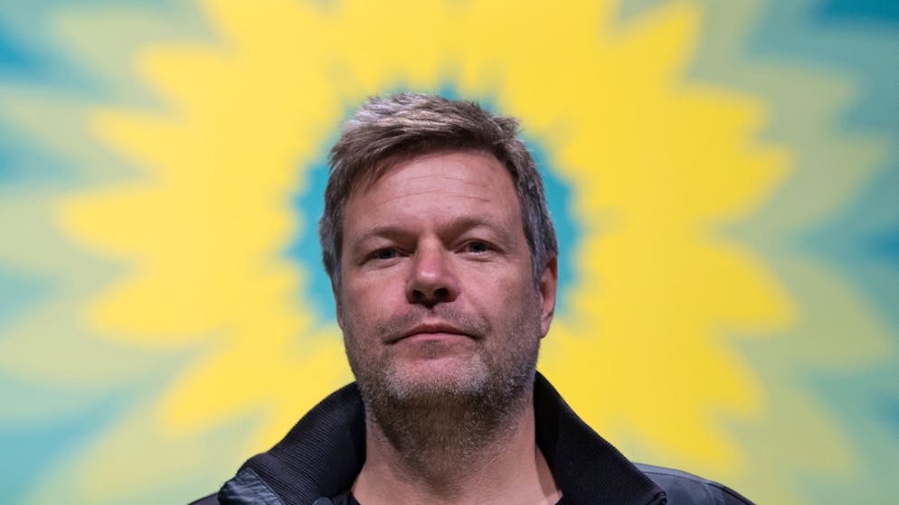 Der mitunter angenommene Heiligenschein geht jedem Politiker einmal flöten, auch Robert Habeck.
