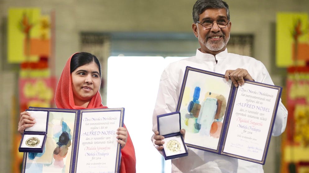 Friedensnobelpreisträger. 2014: Kailash Satyarthi (geb. 1954, Indien, rechts) und Malala Yousafzai (geb. 1997, Pakistan, links) «für ihren Kampf gegen die Unterdrückung von Kindern und Jugendlichen und für das Recht aller Kinder auf Bildung». Weitere ausgewählte Preisträger auf den folgenden Seiten. 