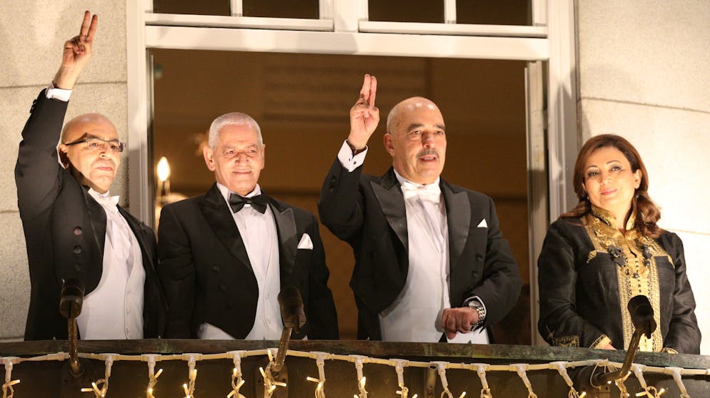 Friedensnobelpreisträger. 2015: Das «Quartet du dialogue national» (gegründet 2013, Tunesien) «für seinen entscheidenden Beitrag zum Aufbau einer pluralistischen Demokratie in Tunesien infolge der Jasminrevolution des Jahres 2011». 