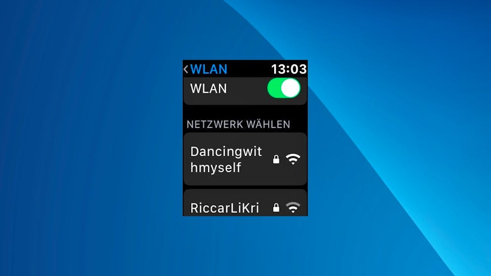 Die besten Tricks für die Apple Watch. Die Apple Watch verbindet sich automatisch mit WLANs, die auf dem iPhone gespeichert sind. Doch ist man mal ohne Smartphone unterwegs, kann man in den Einstellungen auf der Apple Watch unter «WLAN» sich auch mit neuen Netzwerken verbinden.
