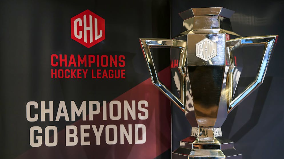 Mit Bern, Zug, Biel und Lausanne befinden sich in der Champions Hockey League noch vier Schweizer Klubs im Rennen um die Siegertrophäe