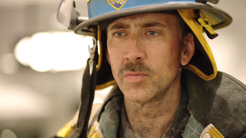 Verfilmungen echter Katastrophen. Nicolas Cage übernahm dabei die Hauptrolle als einer der Retter und Schadensbegrenzer, die mitunter ihr Leben liessen für die Rettung der Menschen in den Twin Towers. Durch die Anschläge verloren 2753 Menschen ihr Leben.