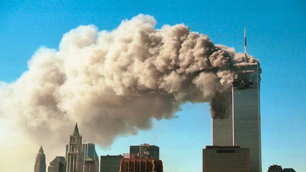 Verfilmungen echter Katastrophen. Auch das Horrorszenario des Terroranschlags am 11. September 2001 fand eine Hollywoodadaption. «World Trade Center» handelt von den Ereignissen während dem Anschlag und den heldenhaften Einsätzen der Feuerwehr an jenem Tag.