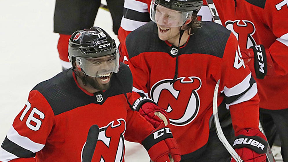 Die New Jersey Devils gewinnen erstmals in dieser Saison.