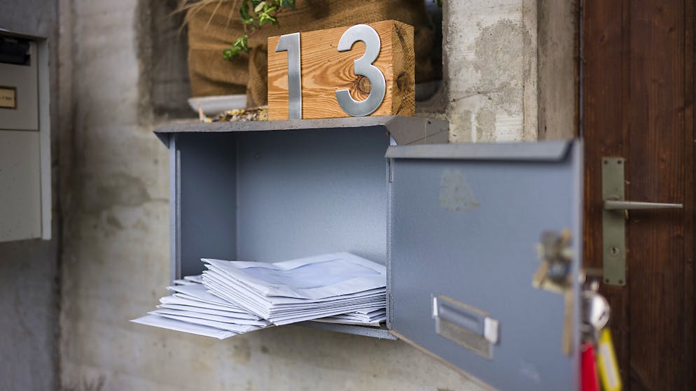 Wahlsonntag in Kleinstgemeinden. In Clavaleyres wählen die meisten brieflich. Die Wahlzettel landen im Briefkasten der Gemeinde.