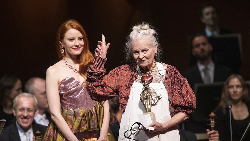 Sophia Loren mit Kulturpreis ausgezeichnet. Die Designerin Vivienne Westwood bekam die Auszeichnung für ihr gesellschaftliches Engagement.