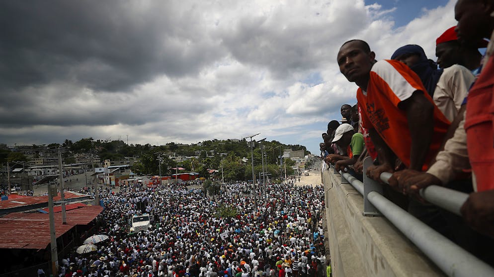 In der haitianischen Hauptstadt Port-au-Prince gingen am Wochenende tausende Menschen auf die Strasse. Sie forderten den Rücktritt von Präsident Jovenel Moïse.