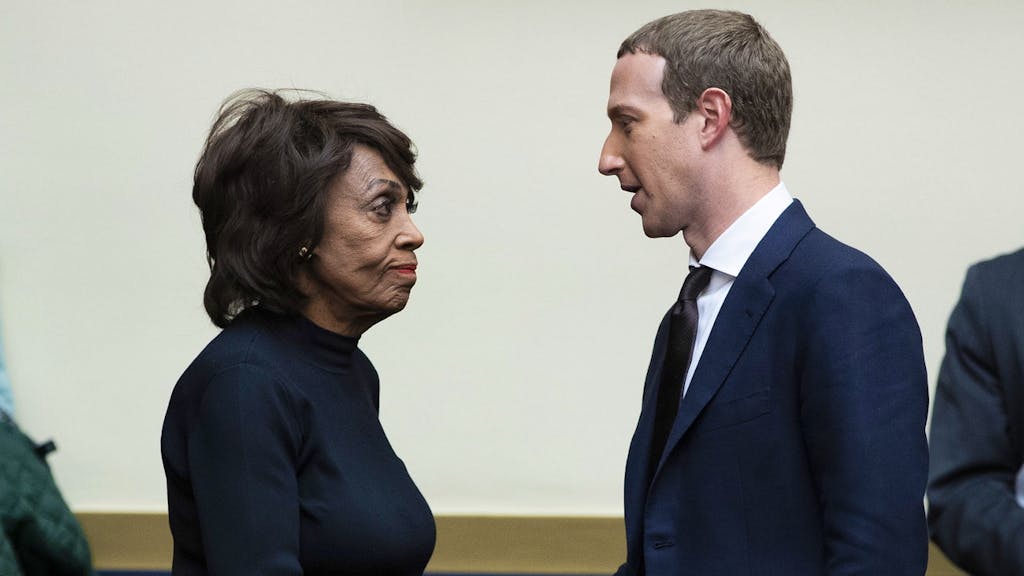 Anhörung von Facebook-Chef. Zuckerberg kämpft um seine Glaubwürdigkeit