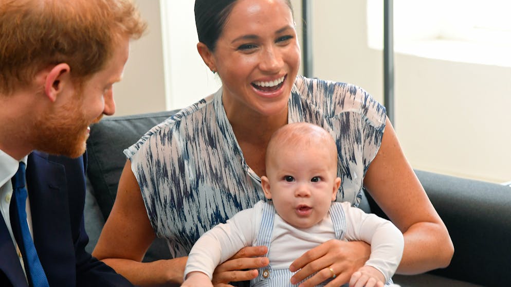 Schwanger sein und ein Kind gebären: Herzogin Meghan hat jetzt in einem Interview von diesen enormen Anstrengungen berichtet – und damit Aufsehen erregt, denn normalerweise wird in Königshäusern geschwiegen.