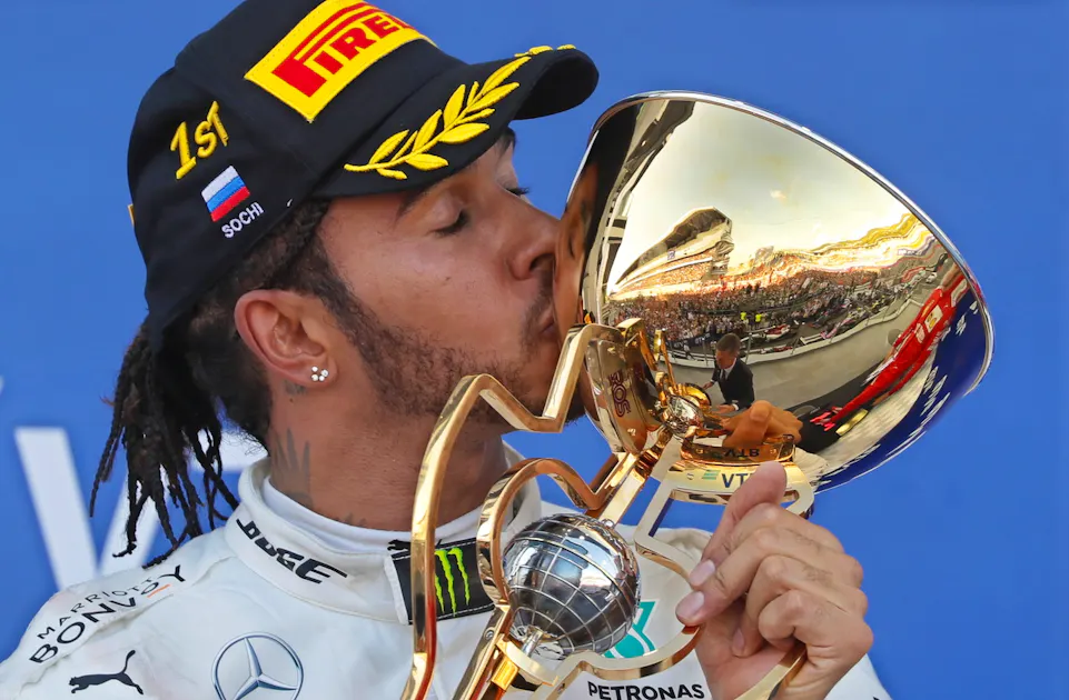 Laureus Awards: Messi et Hamilton couronnés | blue News Laureus Awards: Messi et Hamilton couronnés | blue News