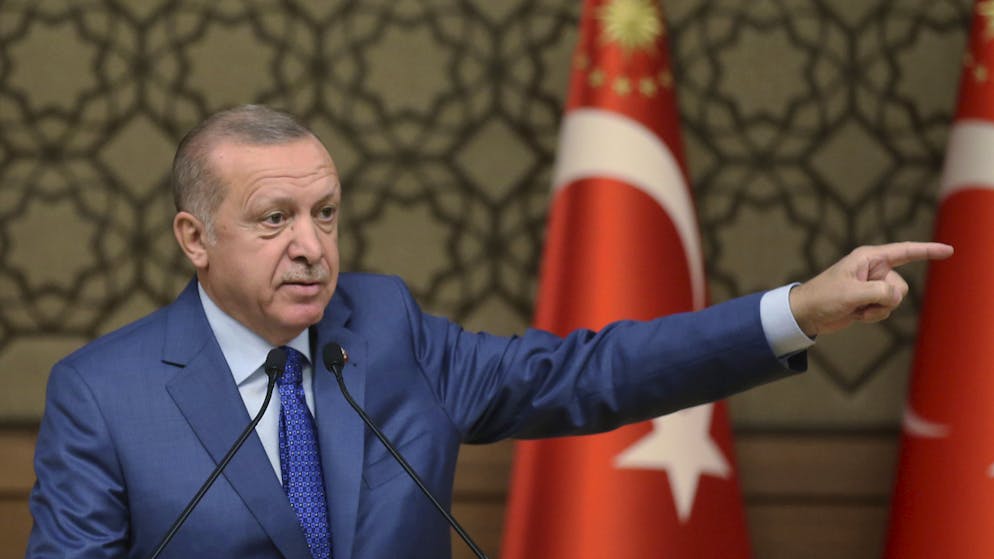 Wusste schon immer alles besser: der türkische Präsident Erdogan. Schon vor längerer Zeit soll er dasselbe vorgeschlagen haben, was nun der deutsche Aussenminister Maas in Ankara zur Sprache bringt. Aber man habe ihm nicht folgen wollen, jetzt sei es zu spät, hiess aus der türkischen Regierung.