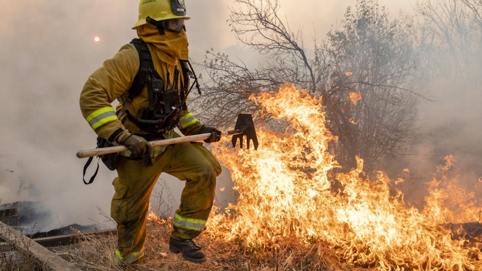 Waldbrände wüten weiterhin in Kalifornien. In Kalifornien kämpfen Einsatzkräfte seit Tagen gegen Waldbrände.