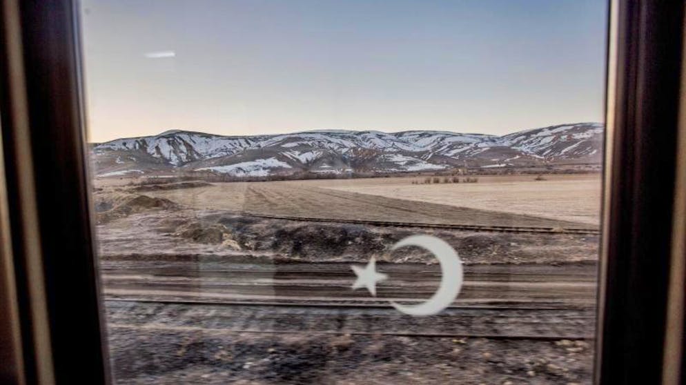 Im Zug von Ankara bis an die armenische Grenze. Für viele Türken ist der Ost-Express eine gute Möglichkeit, auch die weiter entfernten Provinzen zu bereisen.