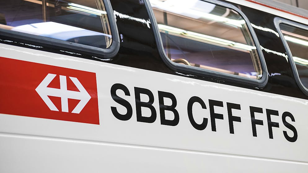 Züge zwischen Zürich und Genf wurden am Mittwochmorgen über Biel umgeleitet. (Archivbild)