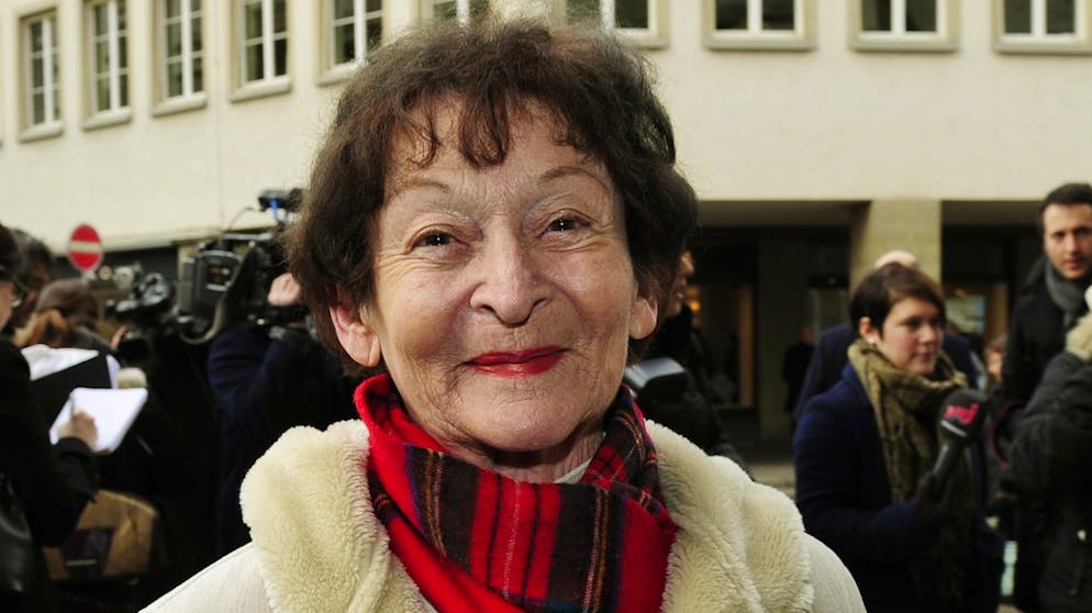 Monica Gubser an der Trauerfeier von Schauspielkollegin Stephanie Glaser, Januar 2011 in Zürich.