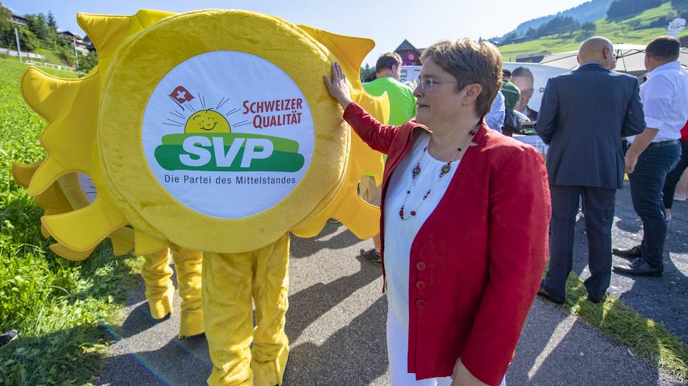 Die spannenden Kämpfe bei den eidgenössischen Wahlen. Spannend wird die Wahl in Graubünden: Auf zwei verschiedenen SVP-Listen treten dort Magdalena Martullo-Blocher und Heinz Brand an. Die Frage ist: Kann die Partei beide Sitze halten, oder luchst ihnen eine andere Partei einen ab?