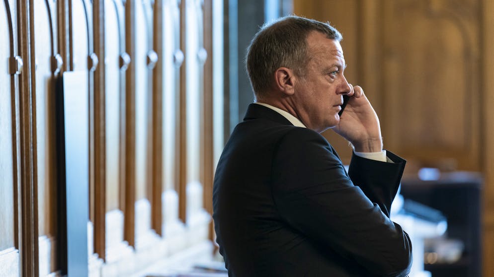 Die spannenden Kämpfe bei den eidgenössischen Wahlen. Apropos BDP: Deren Chef Martin Landolt tritt im Kanton Glarus zur Wiederwahl und zum Verteidigungskampf um den einzigen Sitz an. Seine Herausfordererin ist Priska Grünenfelder von der SP, eine Lehrerin ohne politische Erfahrung. Schafft Landolt die Wiederwahl nicht, wäre das ein schlechtes Zeichen für die BDP.