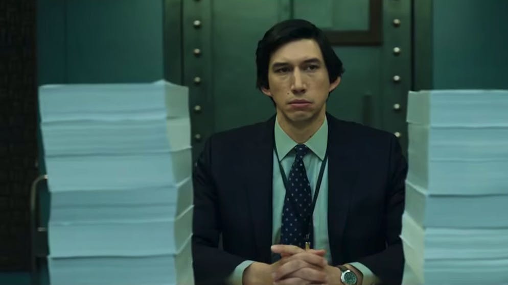 Daniel Jones (Adam Driver) durchforstet mehrere Millionen Seiten, um den Skandal um die US-Foltermethoden ans Licht zu bringen.