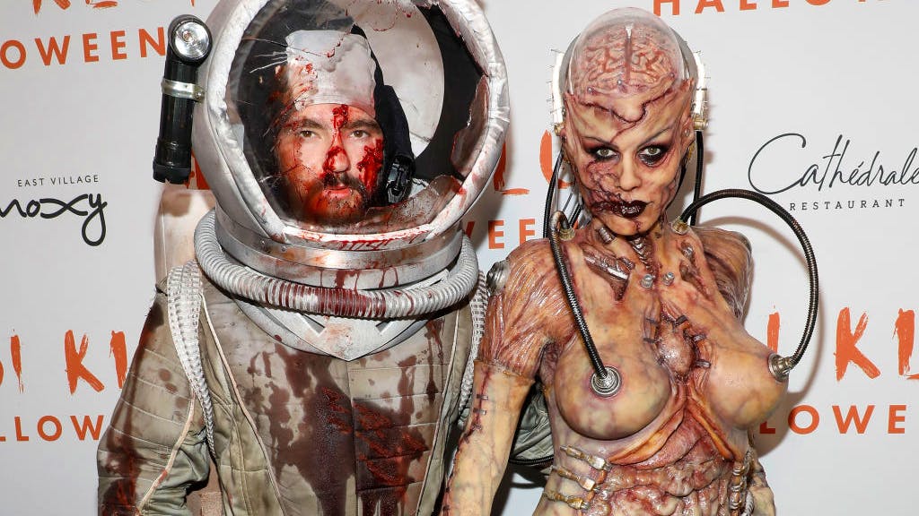 Verwandlung. Heidi Klum überrascht zu Halloween als Alien-Cyborg