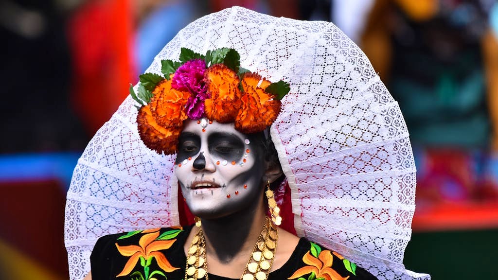 «Día de Muertos». Die Nacht, in der die Toten wieder unter Lebenden wandeln