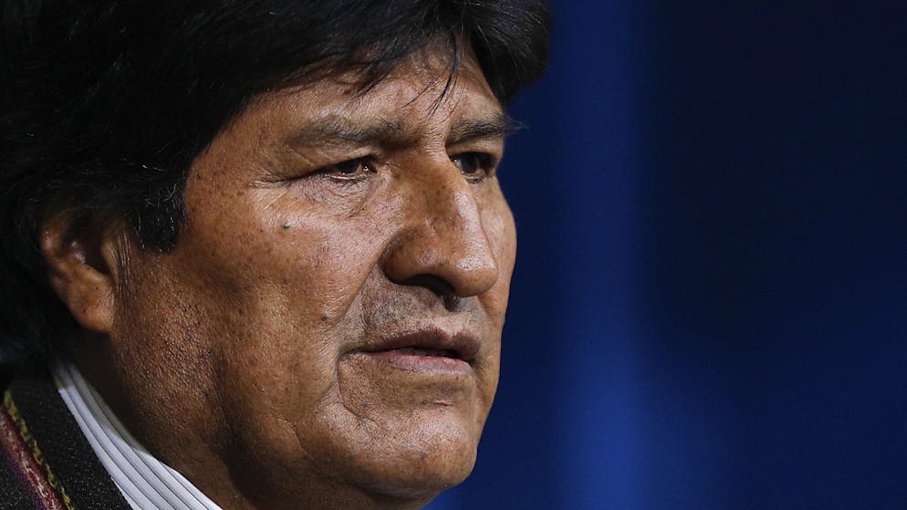 Der bolivianische Präsident Evo Morales tritt zurück. Zuvor hatte er am Sonntag eine Neuwahl nach der umstrittenen Präsidentenwahl vor drei Wochen angekündigt.