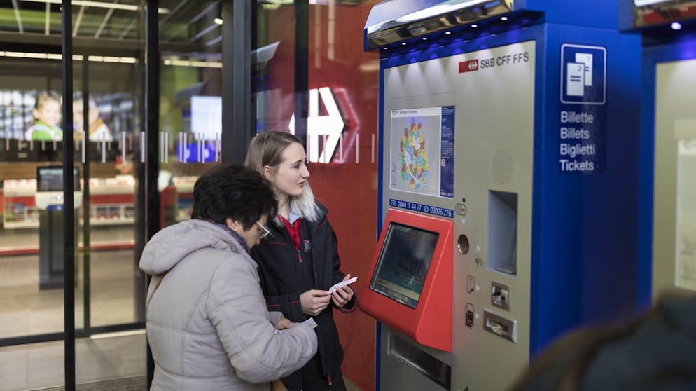 Nach der Einschätzung von Meierhans könnten die Preise für die Billetts um mindestens zwei Prozent sinken. (Symbolbild)