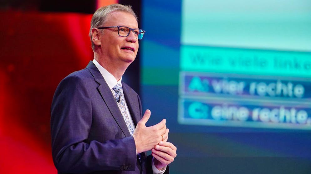 «Bin ich schlauer als Günther Jauch?»: «WWM»-Moderator demontiert sich selbst!. Und das Hauptversuchsobjekt des Tests? Günther Jauch ist tatsächlich «Durchschnitt» und «nur» schlauer als 49 Prozent der Deutschen.