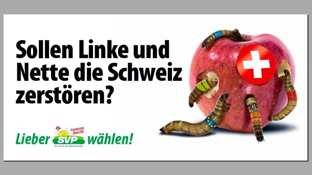 Nicht nur im Wahlkampf provoziert die SVP gerne: Das Apfelplakat vom Sommer schreckte auch eigene Wähler ab. Die Staatsanawaltschaft Zürich interessiert sich nun für ein umstrittenes Wahlvideo und ermittelt wegen »Zuwiderhandlung gegen den Tatbestand der Rassendiskriminierung».
