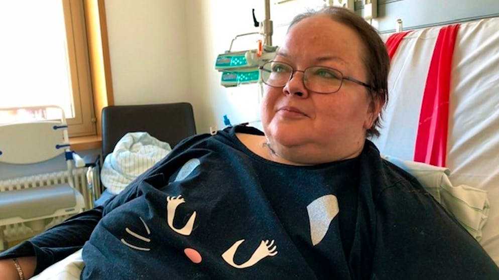 Wegen ihres hohen Gewichts ist Sonja Bauer im Uniklinikum Erlangen auf intensive Betreuung angewiesen.