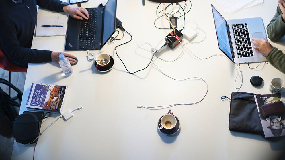 Die Schweiz hat beim weltweiten Kampf um Fachkräfte weiter die Nase vorn. (Archiv