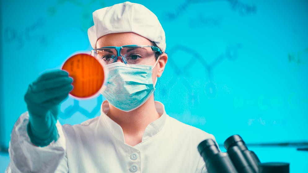 Laboruntersuchungen belegen es: Immer mehr Keime sind gegen Antibiotika resistent. 