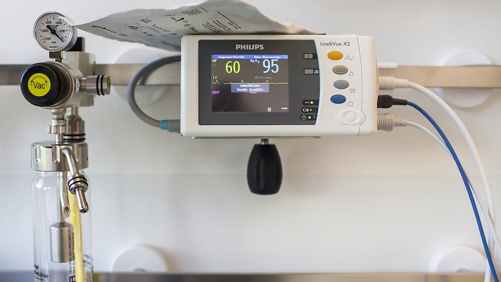Am Zentrum für Intensivmedizin des Luzerner Kantonsspitals fehlt es derzeit an Ärzten. (Archivbild)
