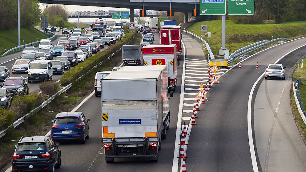 Keine grüne Welle: In der Schweiz erreichen die Lastwagentransporte ein Rekordniveau. (Archivbild)