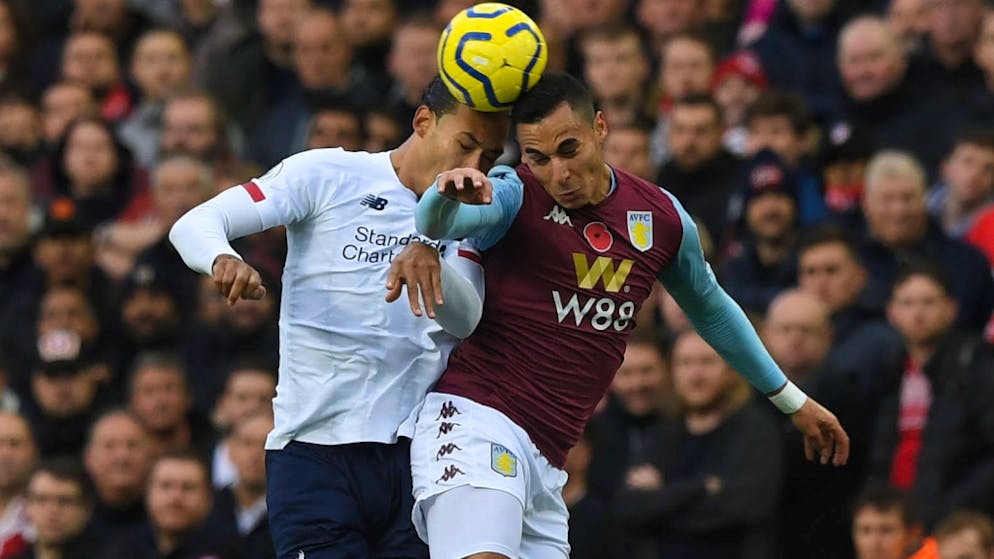 Liverpool mit Virgil van Dijk (links) lag gegen Aston Villa lange Zeit zurück.