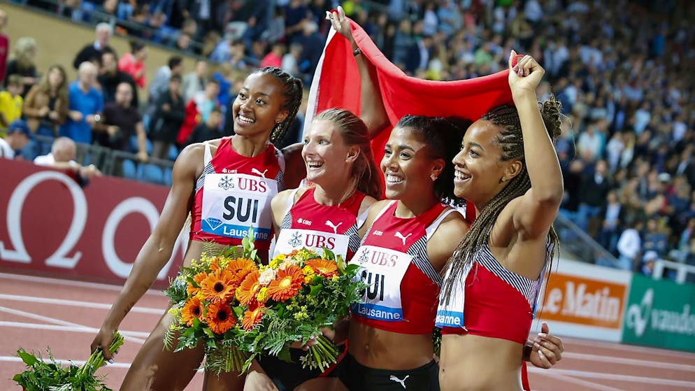 YB, die Frauen-Staffel oder das Ski-Team. Nominierte Team: Die Schweizer 4x100-Meter-Staffel der Frauen mit Sarah Atcho, Ajla del Ponte, Mujinga Kambundji und Salome Kora (von links), die an der Leichtathletik-WM in Doha mit Schweizer Rekord zu Rang 4 lief.