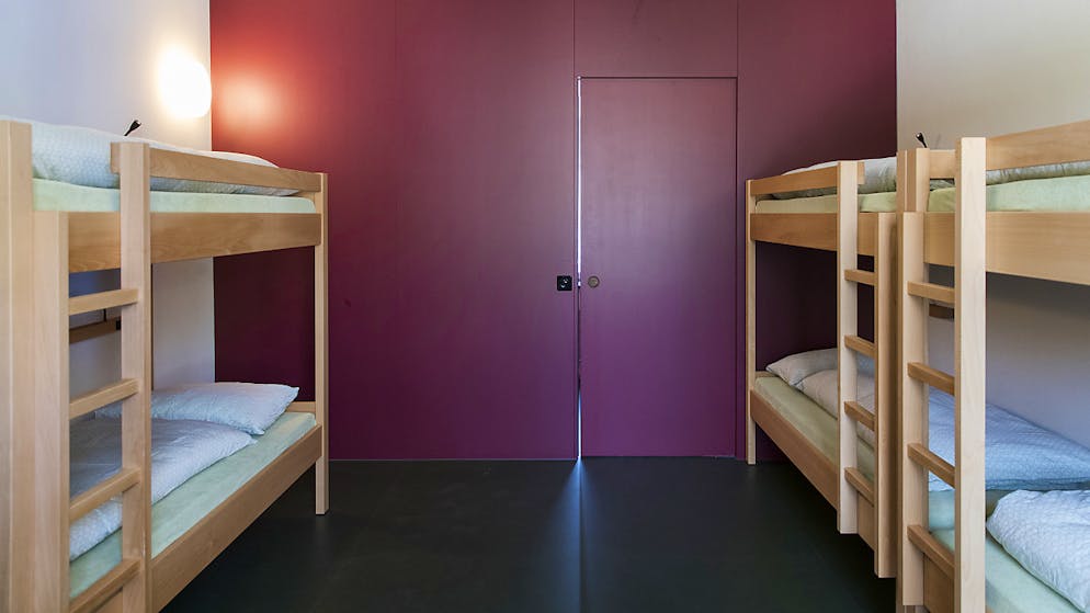 Die Schweizer Parahotellerie profitiert weiterhin vom Aufschwung im hiesigen Tourismus. Nach einer «erfreulichen» Sommersaison deuten die Buchungen für den Winter auf einen anhaltenden Boom hin. (Archiv)