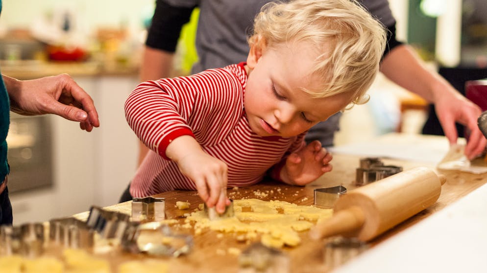 Die grosse Weihnachtsbäckerei wärmt nicht nur Kinderherzen, sondern auch die Küche. Die Heizung sollte an solchen Tagen mal pausieren dürfen.
