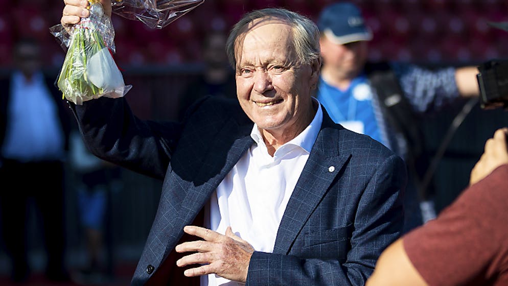 Die Schweiz trauert um «Köbi National». Als Spieler (1960 – 1977) war Jakob Kuhn berühmt und vielleicht der beste Schweizer Fussballer seiner Zeit. Als Nationaltrainer (2001 - 2008) war er populär. Im Volk war er durch alle Generationen und Schichten hindurch einfach «Köbi». Das Foto entstand im September 2018, wenige Tage vor seinem 75. Geburtstag.