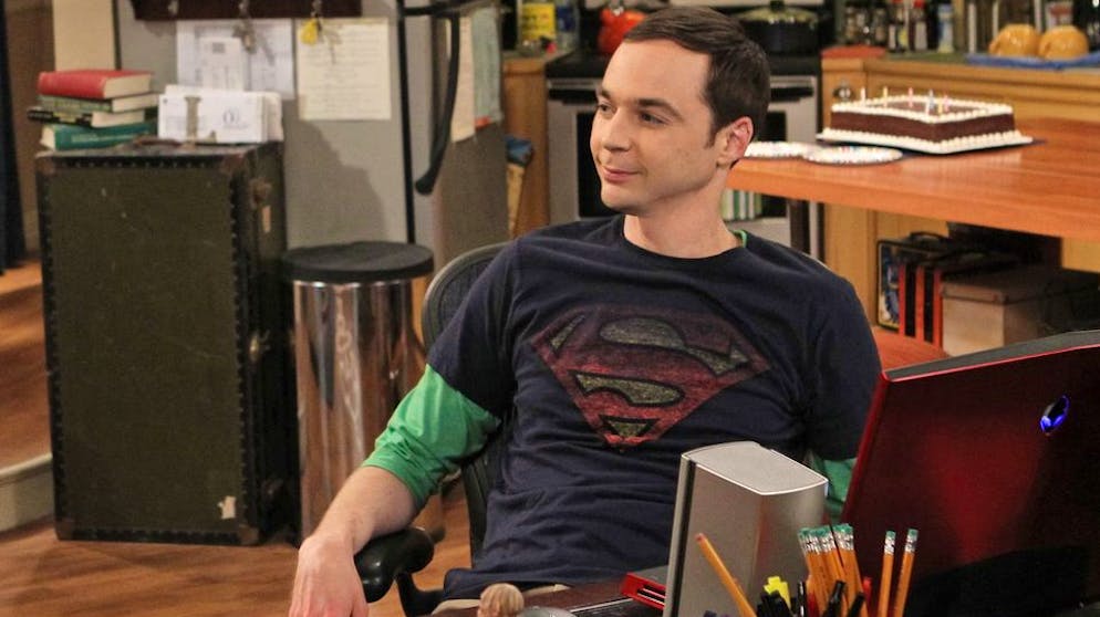 Ohne ihn und seine «Schrulligkeiten» wäre «The Big Bang Theory» nicht einmal der halbe Spass. Sheldon ist Fanliebling Nummer eins und der Held aller Supernerds. Darsteller Jim Parsons konnte von all seinen Kollegen auch mit am meisten Profit aus der Serie schlagen.