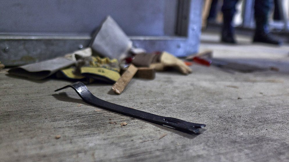 Rund 40 Mal ist die Bande im Sommer 2018 in Häuser und Wohnungen im Kanton Waadt eingebrochen. (Symbolbild)