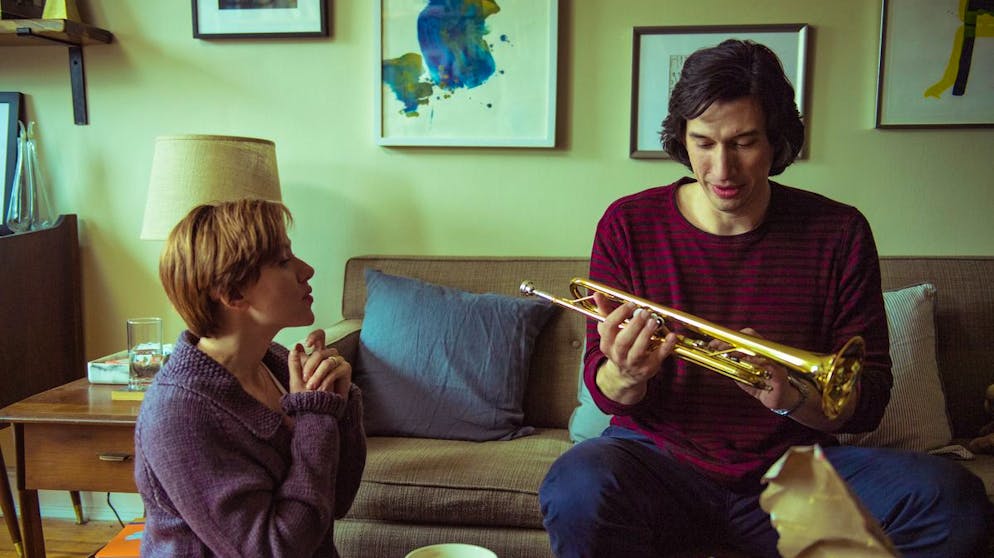 Das sind die Serien-Hits im Dezember. Nach zehn Jahren Beziehung ist es zwischen Charlie (Adam Driver) und Nicole (Scarlett Johansson) aus. Ihrem Sohn Henry (Azhy Robertson) zuliebe wollen sie friedlich auseinandergehen. Doch dem guten Willen zum Trotz droht ein wahrer Rosenkrieg. Mit dem Drama «Marriage Story» (ab 6. Dezember) erhofft sich Netflix nichts weniger als einen Oscar.