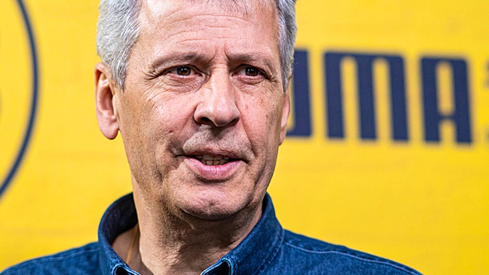 BVB-Coach Lucien Favre steht am Samstag gehörig unter Druck.