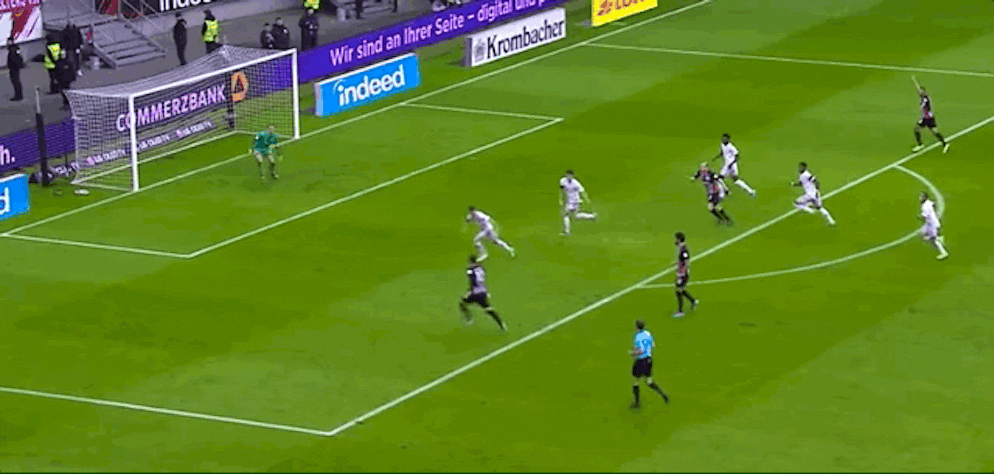 Hier schiesst Sow sein erstes Bundesliga-Tor.