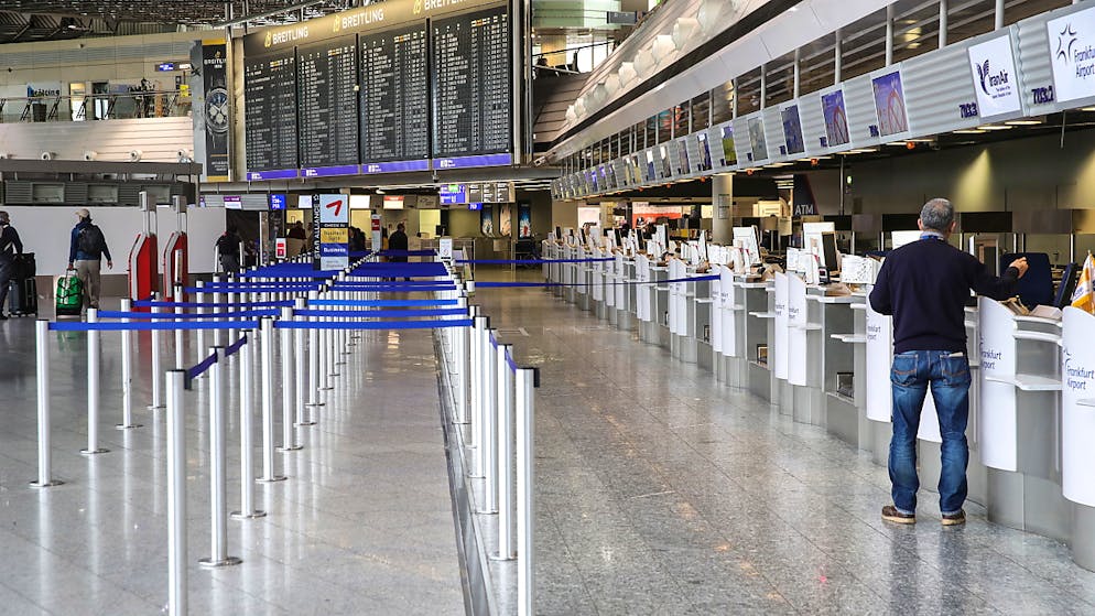 Die Lufthansa ist im Streit mit der Flugbegleitergewerkschaft UFO nach den Worten von Vorstandschef Carsten Spohr zu einer Schlichtung bereit. Das Unternehmen wolle mit allen drei Gewerkschaften der Kabine Gespräche aufnehmen, erklärte Spohr.