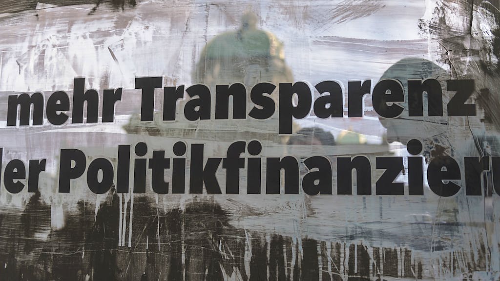 Licht ins Dunkel. Ständerat will Politikfinanzierung transparenter gestalten