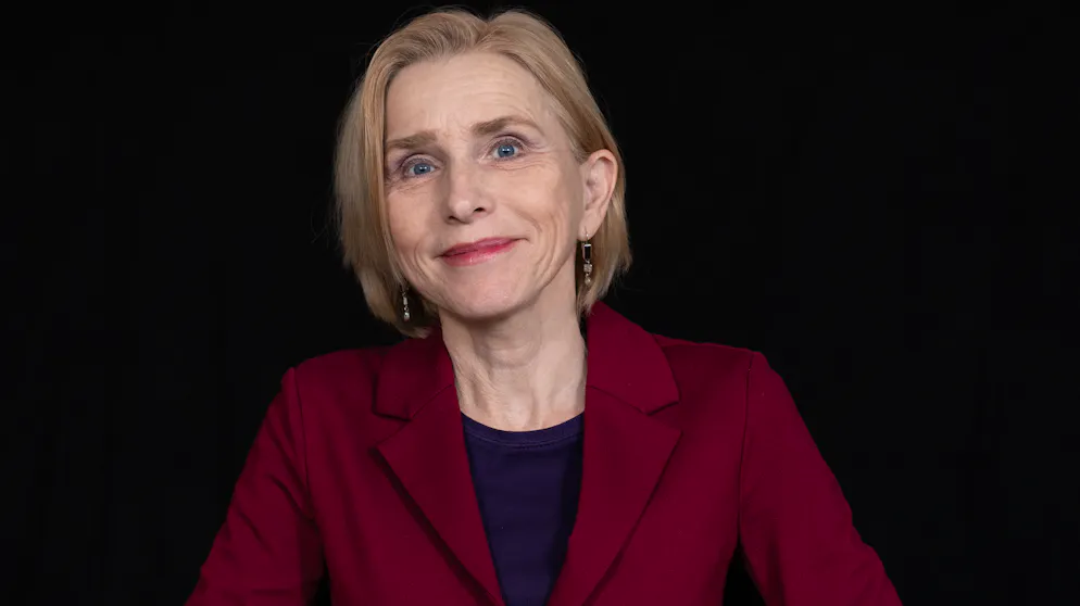 Monica Kissling alias Madame Etoile ist Astrologin mit eigener Praxis in Zürich. Seit 1987 deutet sie regelmässig für Printmedien, Radio und TV die Sterne.