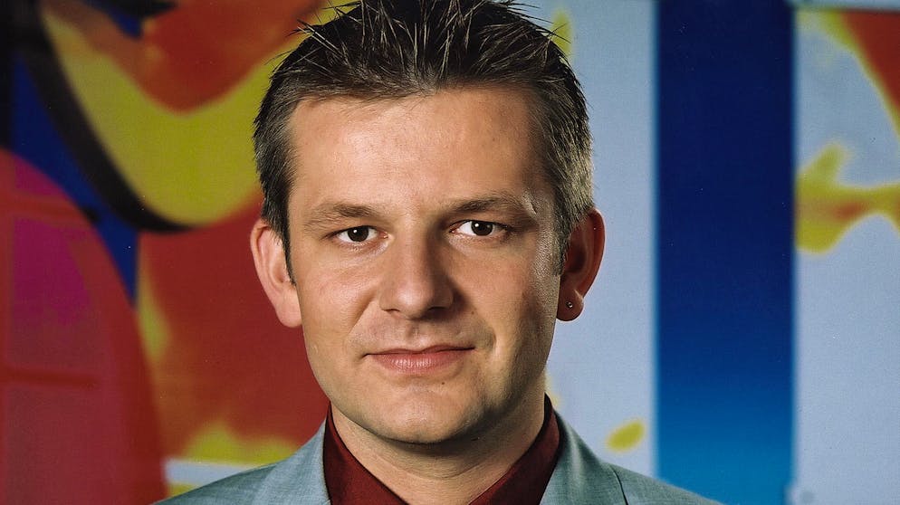 Rainer Maria Salzgeber: 25 Jahre SRF – die Bild-Retrospektive. 2000