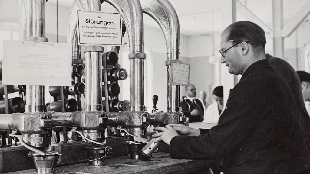 Die Letzten ihrer Art. Wo die Rohrpost über Leben und Tod entscheidet