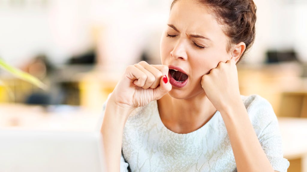 Suppenkoma. Warum sind wir nach dem Mittagessen oft so müde?