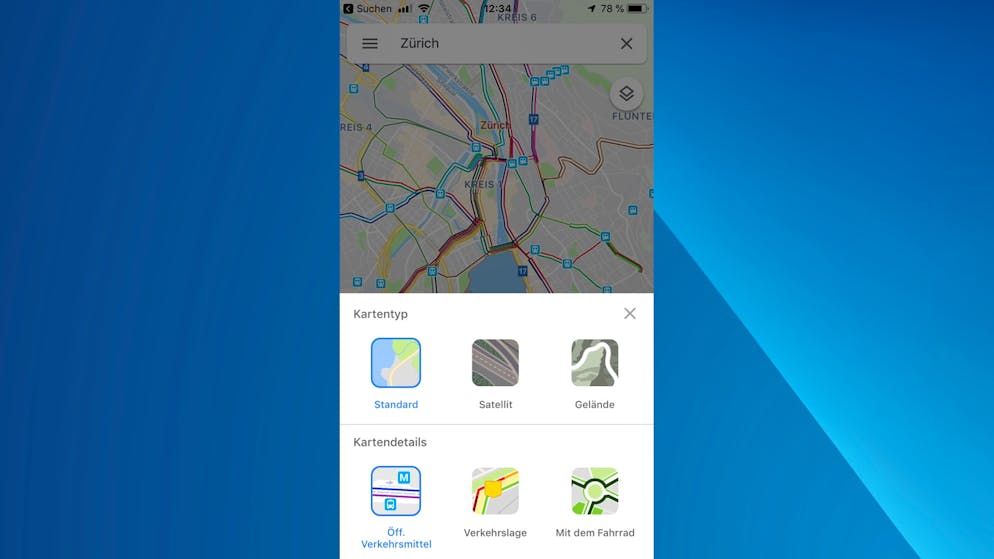 Google Maps als perfekter Reisebegleiter. Google Maps ist sowie der besten Begleiter um mit dem Verkehr klarzukommen. Durch Berühren des Ebenen-Symbol oben rechts auf der Kartenansicht kann man den Kartentyp umstellen. Wählt man hier etwa «Öff. Verkehrsmittel» bekommt man eine Netzkarte des ÖV der gerade angezeigten Stadt über die Karte gelegt.